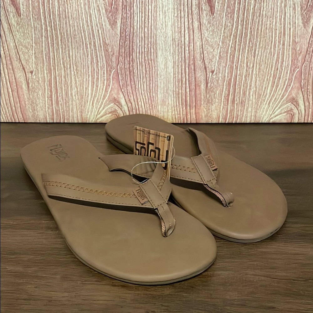 Flojos Men’s Clarence Brown Flip Flop Sandals
